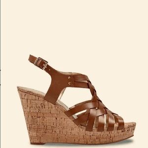 Guess wedge heels